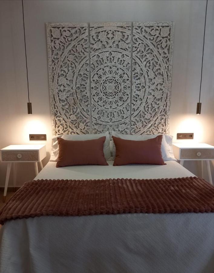 Apartamentos De La Haya & Suite Con Jacuzzi, Junto Al Teatro Romano Мерида Экстерьер фото